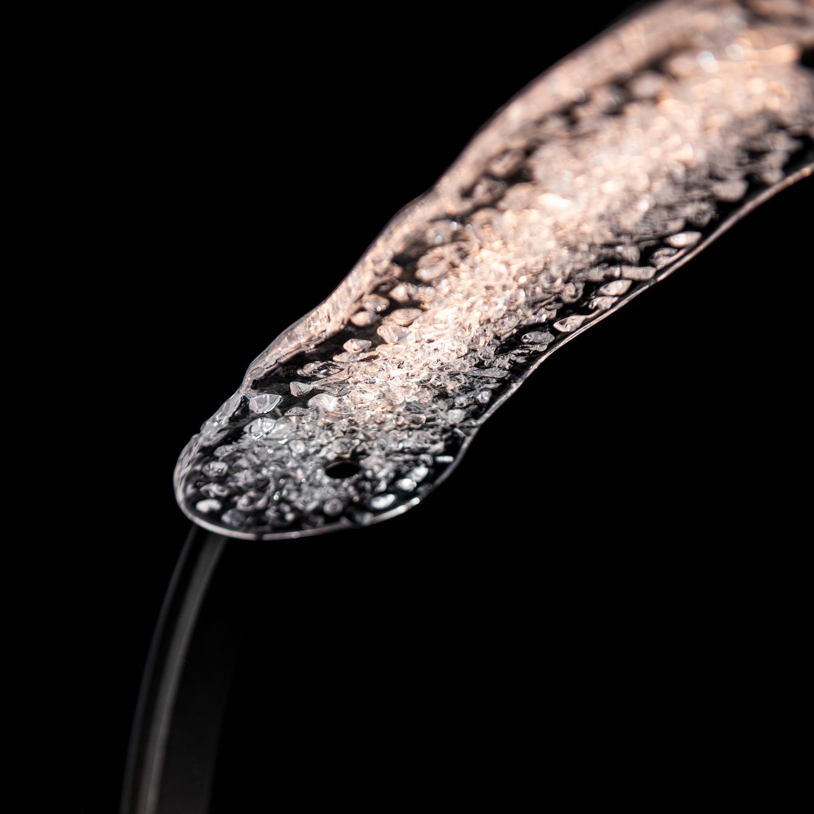 Glissade LED Table Lamp